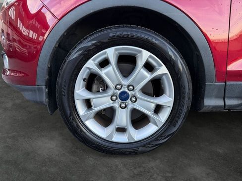Used 2016 Ford Escape Titanium FWD image 4