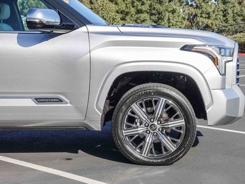 Used 2023 Toyota Tundra Capstone AWD/4WD image 13