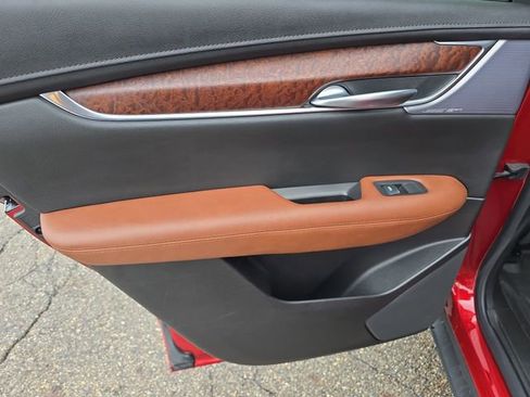 Certified 2024 Cadillac XT5 Sportv image 21