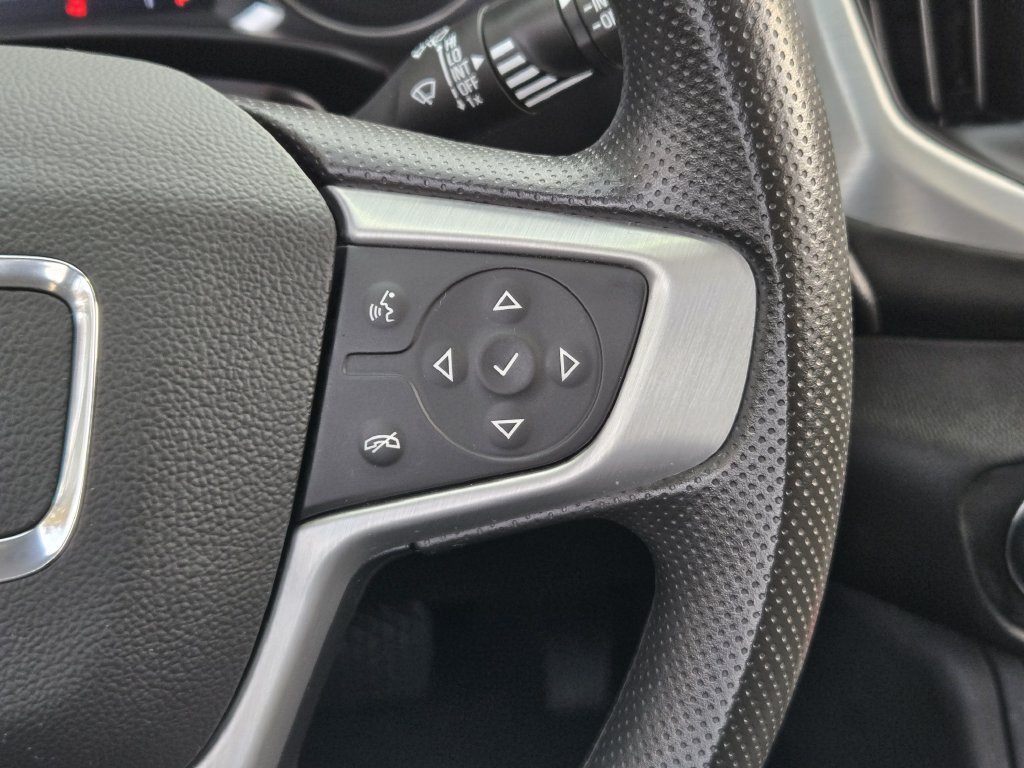 Used 2024 GMC Terrain SLE w/ Driver Convenience Package FWD image 26