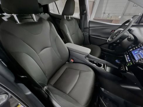 Used 2022 Toyota Prius L Eco image 31