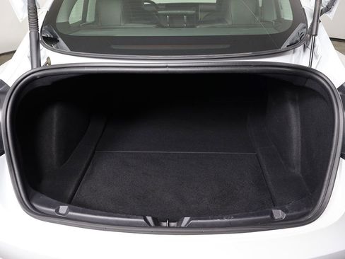 Used 2022 Tesla Model 3 Long Range AWD/4WD image 17
