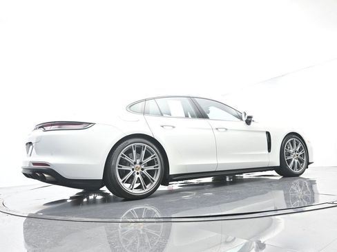 Certified 2021 Porsche Panamera RWD image 52