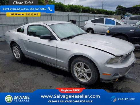Used 2010 Ford Mustang Coupe image 5