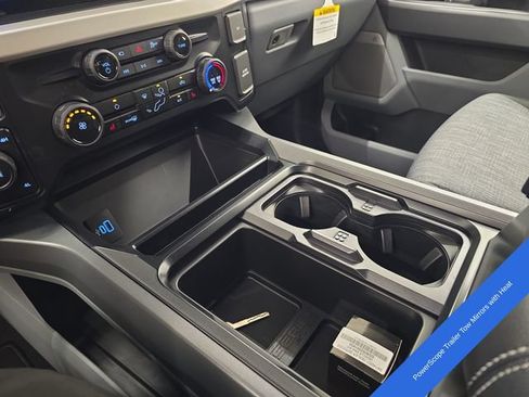 New 2026 Ford F250 XLT w/ XLT Premium Package AWD/4WD image 32