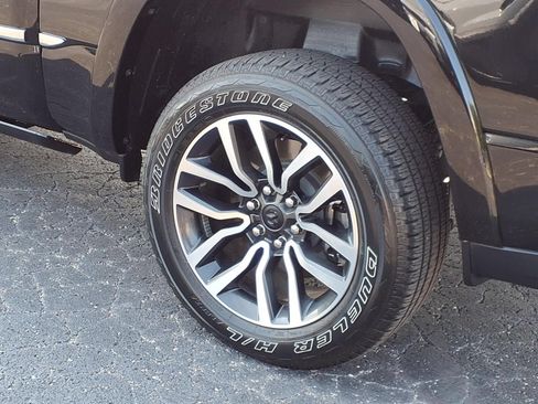 Used 2025 RAM 1500 Limited AWD/4WD image 20