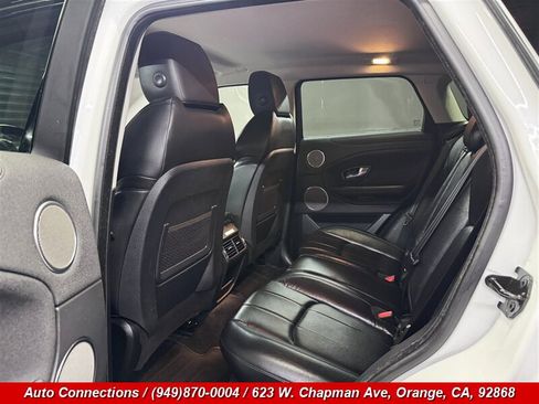 Used 2018 Land Rover Range Rover Evoque SE image 9