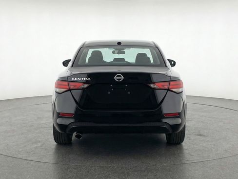 Used 2025 Nissan Sentra SV image 7