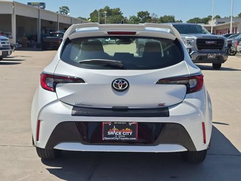 Used 2026 Toyota Corolla SE FWD image 5