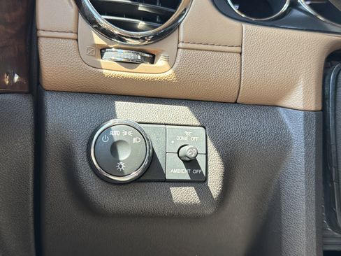Used 2015 Buick Enclave Premium FWD image 12