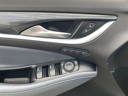 Used 2024 Buick Enclave Premium image 23