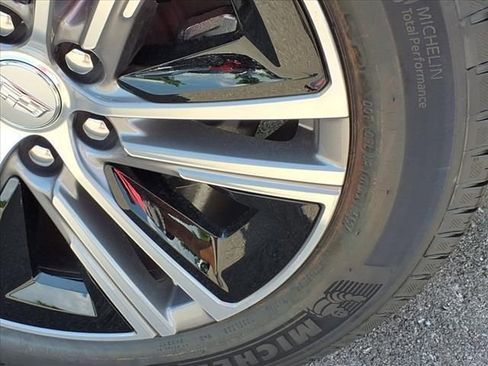 New 2025 Cadillac Lyriq Luxury image 15