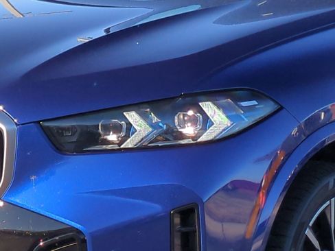 Used 2025 BMW X5 M60i image 6