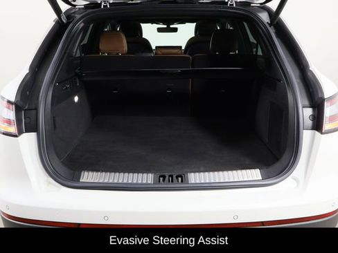 Used 2022 Lincoln Nautilus Reserve w/ Equipment Group 201A image 18