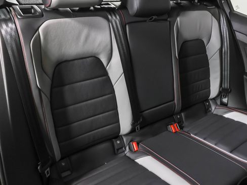 New 2026 Volkswagen GTI SE FWD image 40