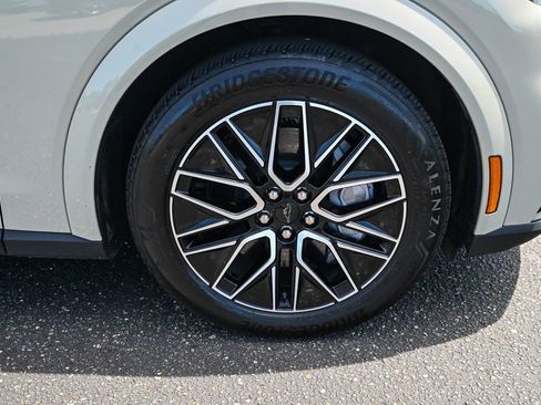 Certified 2025 Ford Mustang Mach-E Premium AWD/4WD image 15