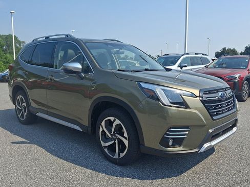 Certified 2024 Subaru Forester Touring w/ Pop Package 2 AWD/4WD image 3