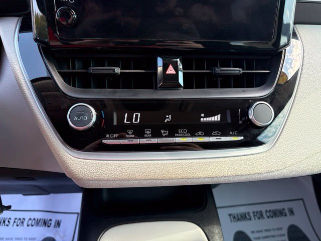 Used 2025 Toyota Corolla LE FWD image 18