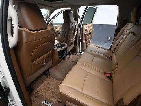 Used 2024 RAM 3500 Limited w/ Towing Technology Group image 43