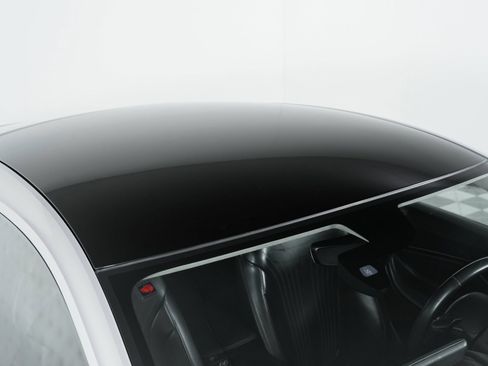 Used 2019 Aston Martin DB11 Coupe RWD image 46
