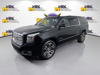 Used 2018 GMC Yukon XL Denali video 1
