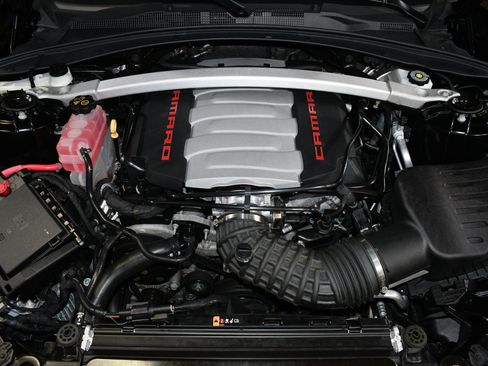 Used 2021 Chevrolet Camaro SS RWD image 93