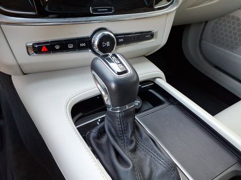 Certified 2021 Volvo V90 T6 Cross Country w/ Climate Package image 25