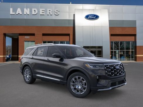 New 2026 Ford Explorer Platinum RWD image 7