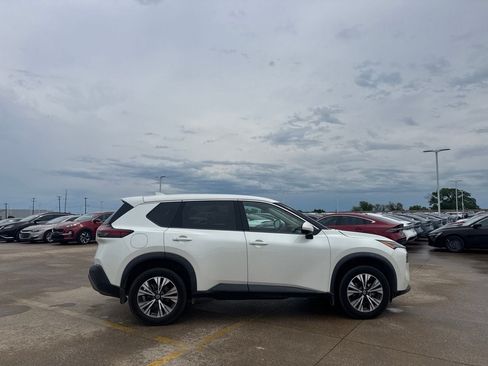 Used 2021 Nissan Rogue SV AWD/4WD image 24