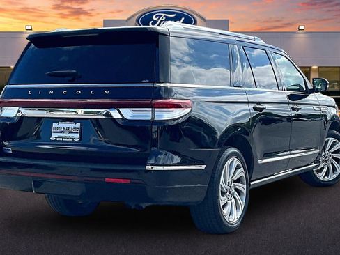 Used 2022 Lincoln Navigator L Reserve AWD/4WD image 13