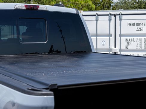 Used 2024 Ford F250 Platinum AWD/4WD image 44