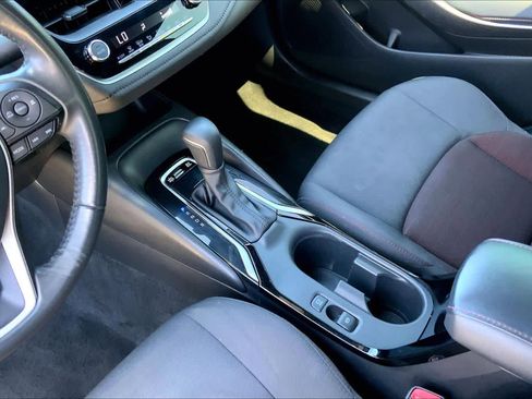 Used 2024 Toyota Corolla SE FWD image 16