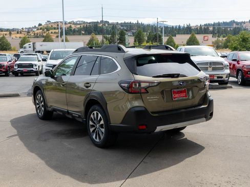 Used 2024 Subaru Outback Limited AWD/4WD image 5