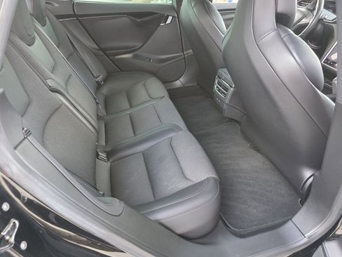 Used 2018 Tesla Model S 75D image 23
