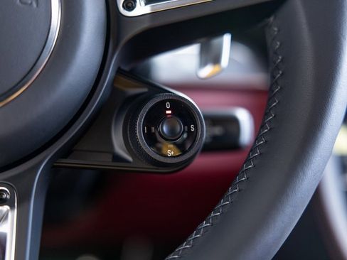 Used 2024 Porsche 718 Cayman GT4 image 32