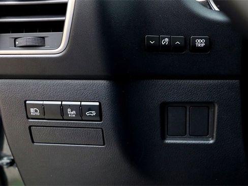 Used 2021 Lexus NX 300 FWD w/ Comfort Package image 21