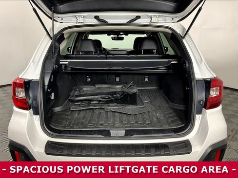 Used 2018 Subaru Outback 2.5i Limited AWD/4WD image 37