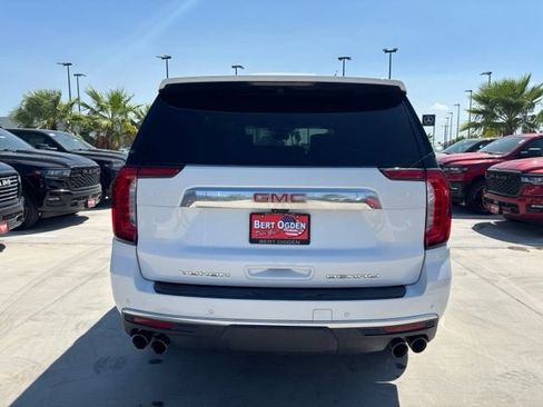 Used 2023 GMC Yukon Denali w/ Denali Reserve Package RWD image 5