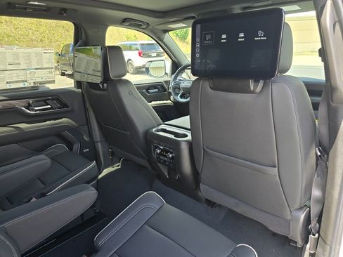 New 2026 GMC Yukon XL Elevation AWD/4WD image 28