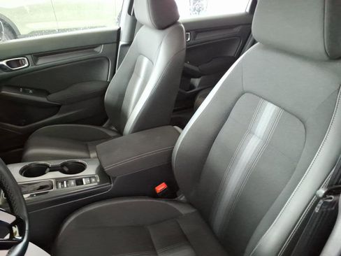 Certified 2025 Honda Civic Sport image 10