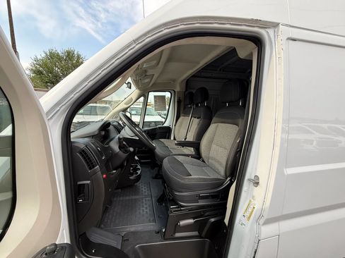 Used 2021 RAM ProMaster 3500 FWD image 18