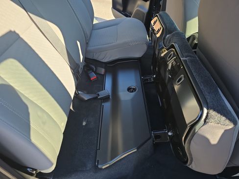 Used 2021 Toyota Tacoma SR5 image 12