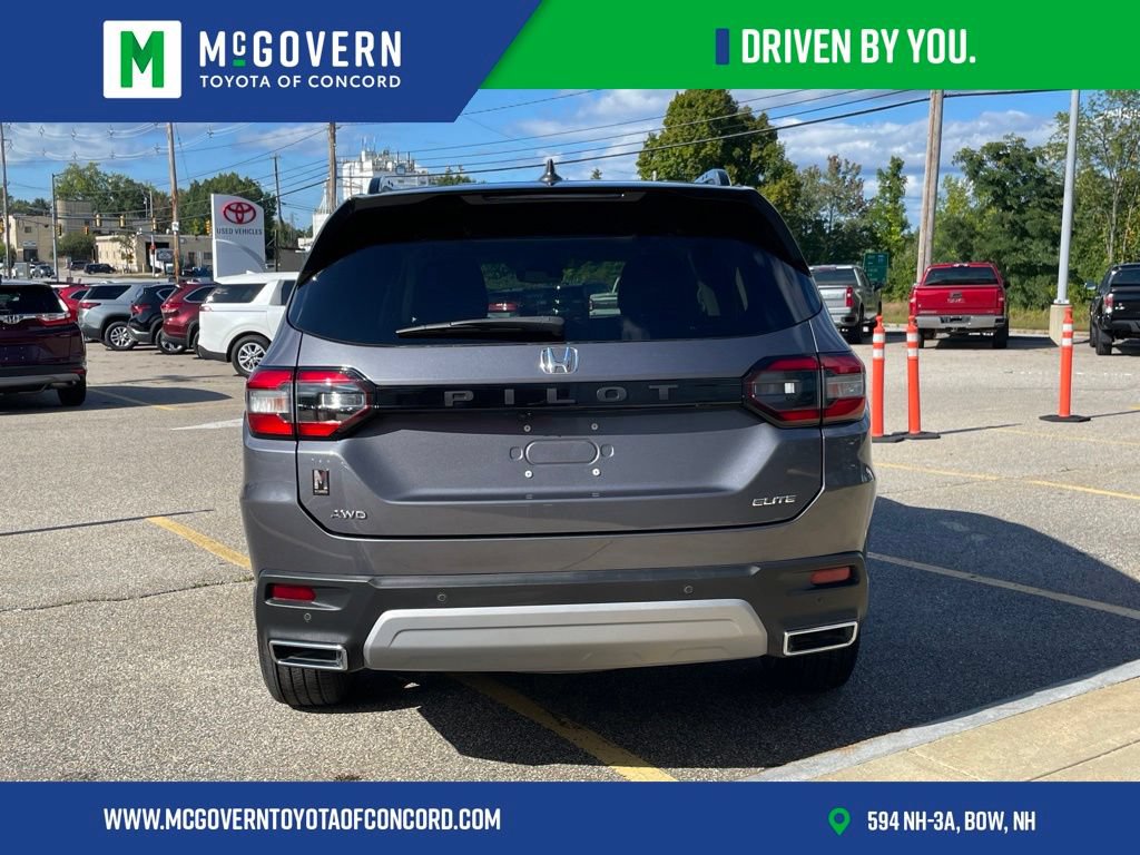 Used 2025 Honda Pilot Elite image 4