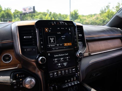Used 2019 RAM 1500 Limited AWD/4WD image 23