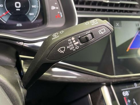 Used 2023 Audi Q7 3.0T Premium AWD/4WD image 43