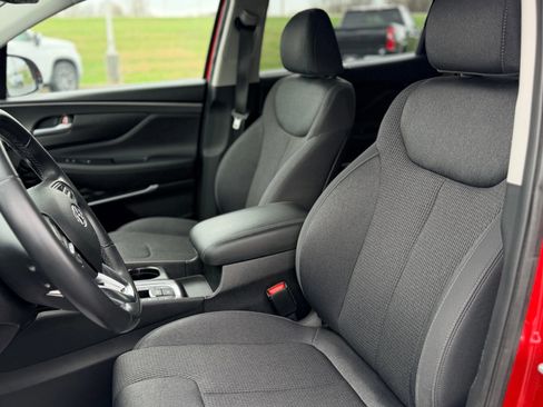 Used 2019 Hyundai Santa Fe SEL image 11
