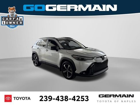 Used 2025 Toyota Corolla Cross AWD Hybrid w/ Convenience Package image 11
