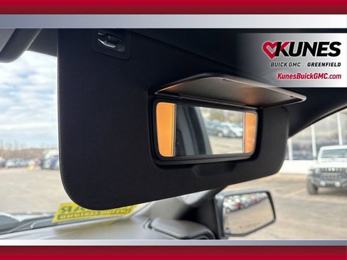 Used 2023 Chevrolet Silverado 1500 ZR2 AWD/4WD image 36