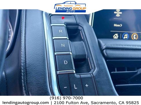 Used 2021 Chevrolet Suburban Z71 w/ Rear Media and Nav Package AWD/4WD image 19