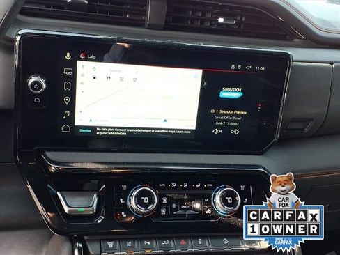 Used 2024 GMC Sierra 2500 AT4 w/ AT4 Premium Plus Package image 17